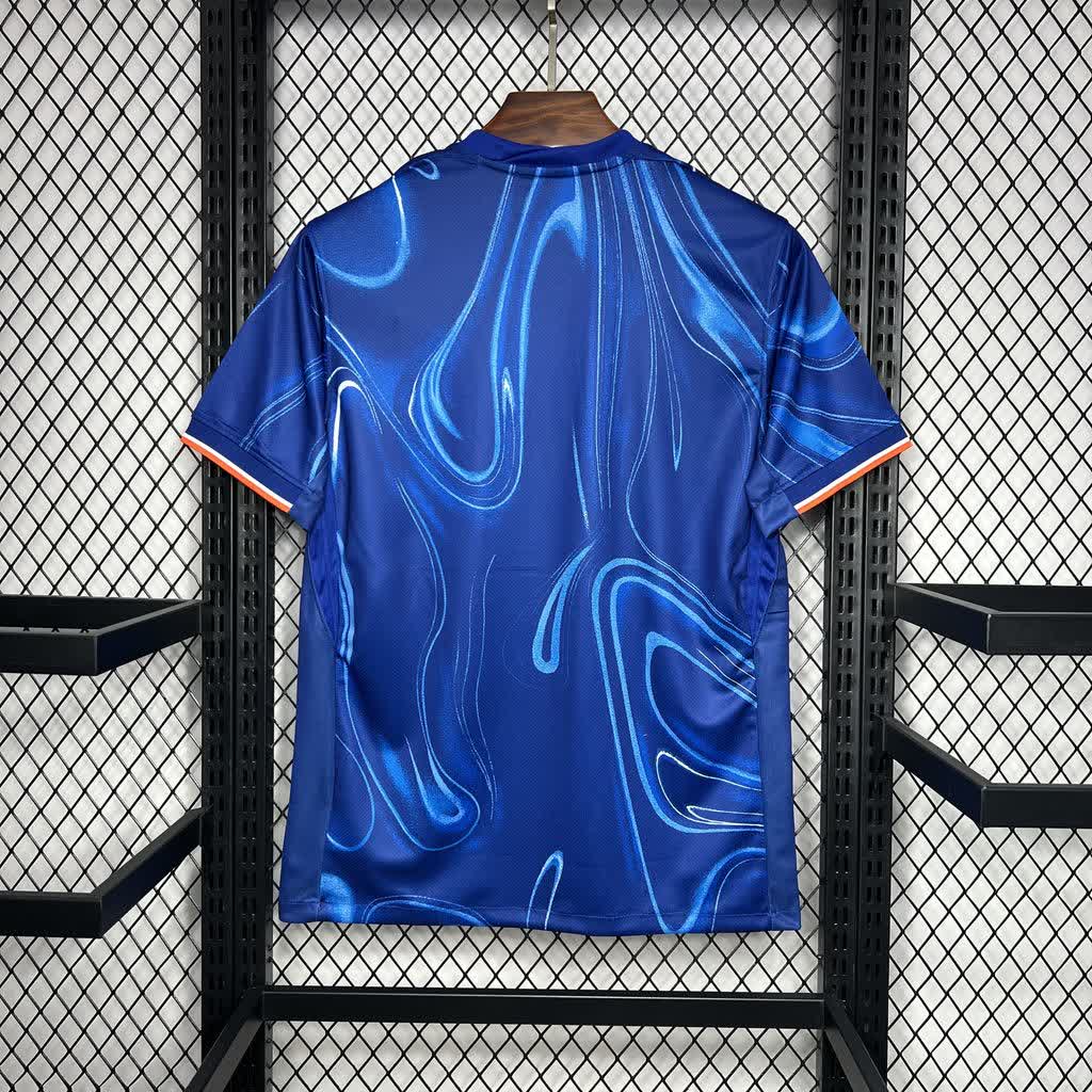 24-25 Chelsea Home