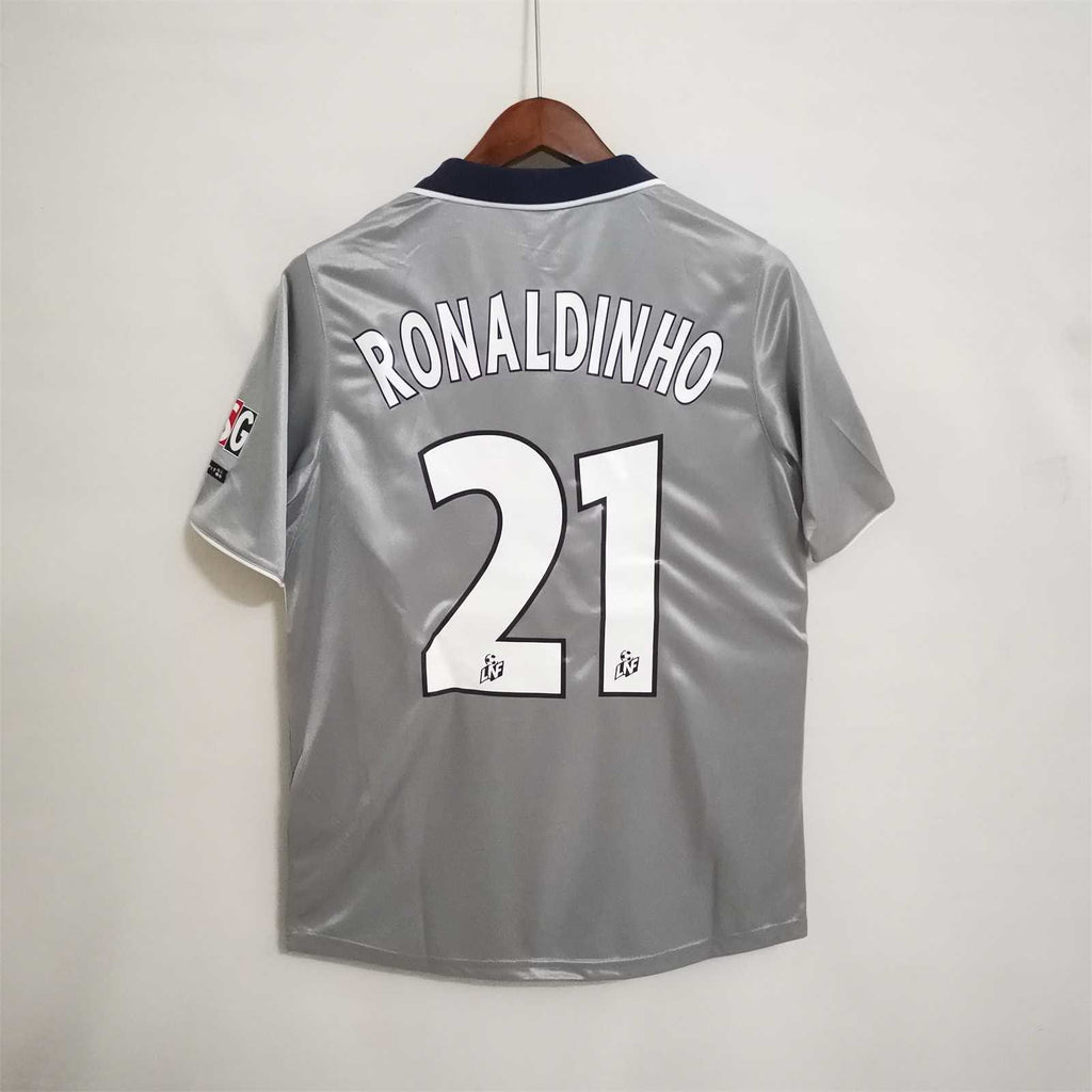 2000 PSG Away